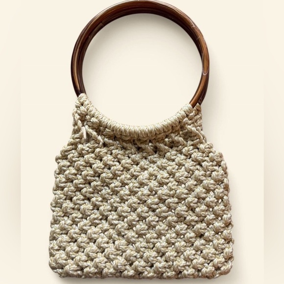 Vintage Cream Crotchet Bag with Wooden Handles - Picture 1 of 5